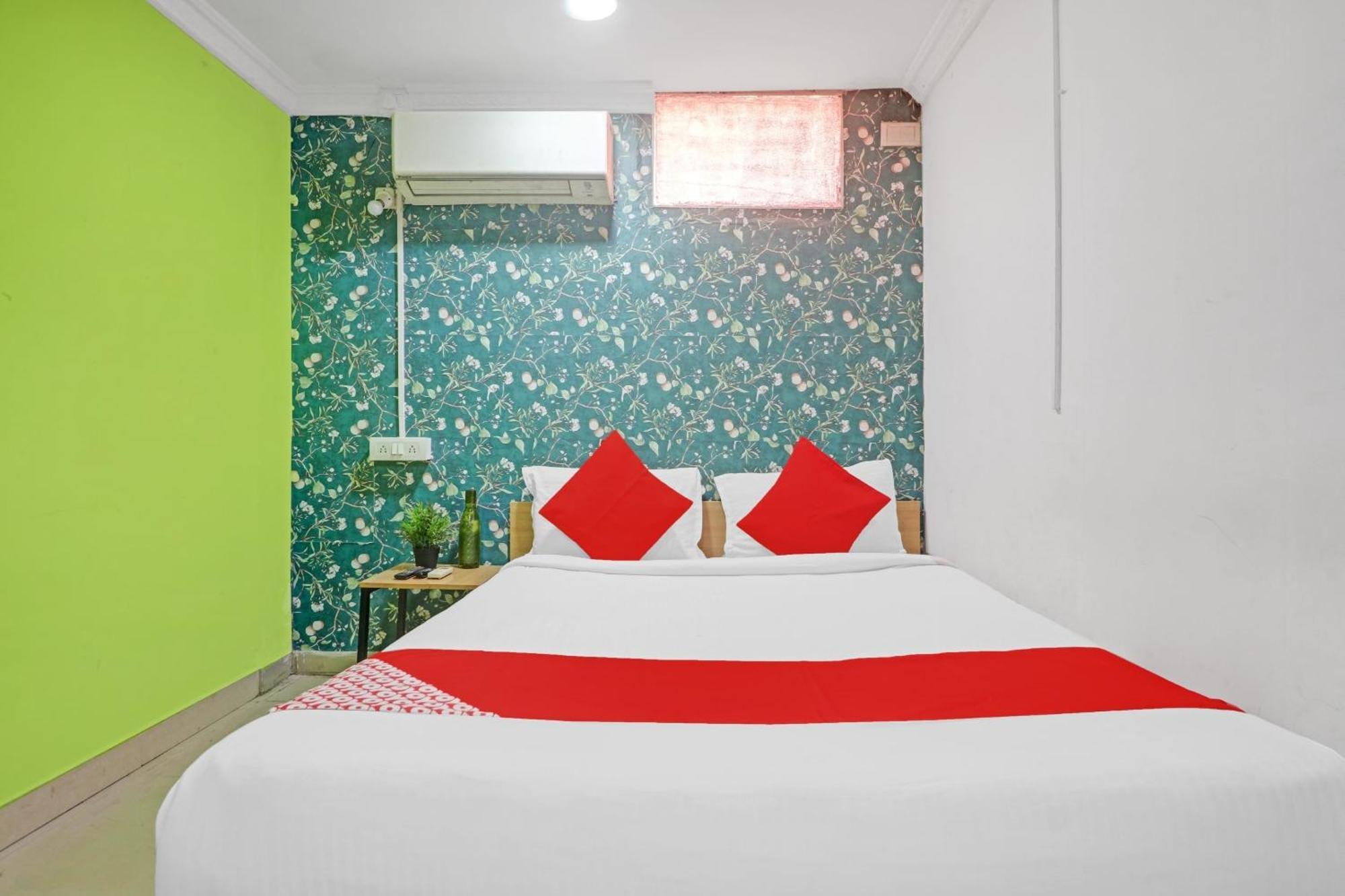 Hotel O New Lakeview Palace Hyderabad Exterior foto